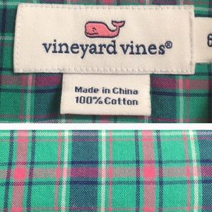 Vineyard Vines size 6 woman’s button down.